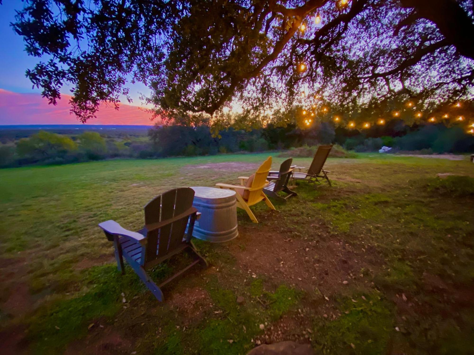 V700 Ranch Stays Marble Falls Exterior photo